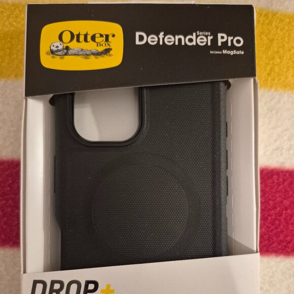 Otterbox Defender Pro Iphone 16 - Picture 1 of 4